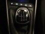 Hyundai Bayon 1.0 T-GDI Premium - NAVIGATIE - CAMERA - VOORSTOELEN VERWARMD - APPLE CARPLAY/ ANDROID AUTO - CLIMATE CONTROL - DIGITAAL DASHBOARD - STUUR VERWARMD - PARKEERSENSOREN ACHTER - 17 INCH LICHT METALEN VELGEN
