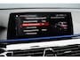 BMW 5-Serie M550d xDrive High Executive | Schuifdak | Bowers&Wilkins | ACC | Trekhaak | Entertainment Achter | Parfumering | Stoelventilatie | HUD | Massage | Standverwarming | Zonnerollo's | Display Key | Aerodynamicapakket |