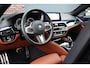 BMW 5-Serie M550d xDrive High Executive | Schuifdak | Bowers&Wilkins | ACC | Trekhaak | Entertainment Achter | Parfumering | Stoelventilatie | HUD | Massage | Standverwarming | Zonnerollo's | Display Key | Aerodynamicapakket |
