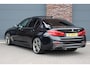 BMW 5-Serie M550d xDrive High Executive | Schuifdak | Bowers&Wilkins | ACC | Trekhaak | Entertainment Achter | Parfumering | Stoelventilatie | HUD | Massage | Standverwarming | Zonnerollo's | Display Key | Aerodynamicapakket |