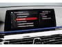 BMW 5-Serie M550d xDrive High Executive | Schuifdak | Bowers&Wilkins | ACC | Trekhaak | Entertainment Achter | Parfumering | Stoelventilatie | HUD | Massage | Standverwarming | Zonnerollo's | Display Key | Aerodynamicapakket |