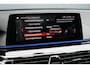BMW 5-Serie M550d xDrive High Executive | Schuifdak | Bowers&Wilkins | ACC | Trekhaak | Entertainment Achter | Parfumering | Stoelventilatie | HUD | Massage | Standverwarming | Zonnerollo's | Display Key | Aerodynamicapakket |