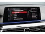 BMW 5-Serie M550d xDrive High Executive | Schuifdak | Bowers&Wilkins | ACC | Trekhaak | Entertainment Achter | Parfumering | Stoelventilatie | HUD | Massage | Standverwarming | Zonnerollo's | Display Key | Aerodynamicapakket |