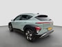 Hyundai Kona 1.6 GDI 141pk HEV Comfort Smart | Camera | Draadloos carplay | Climate control | Adaptive cruise control | Dodehoekdetectie | Elektrische achterklep | Full Led koplampen | 18'' velgen | Stuurverwarming | Stoelverwarming