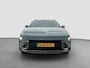 Hyundai Kona 1.6 GDI 141pk HEV Comfort Smart | Camera | Draadloos carplay | Climate control | Adaptive cruise control | Dodehoekdetectie | Elektrische achterklep | Full Led koplampen | 18'' velgen | Stuurverwarming | Stoelverwarming
