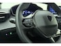 Peugeot e-2008 EV Allure Avantage 54 kWh | Navigatie | Adaptive Cruise control | Camera voor en achter | Climate control | Keyless | Lichtmetalen velgen | Extra getint glas