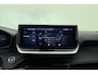 Peugeot e-2008 EV Allure Avantage 54 kWh | Navigatie | Adaptive Cruise control | Camera voor en achter | Climate control | Keyless | Lichtmetalen velgen | Extra getint glas