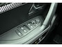 Peugeot e-2008 EV Allure Avantage 54 kWh | Navigatie | Adaptive Cruise control | Camera voor en achter | Climate control | Keyless | Lichtmetalen velgen | Extra getint glas