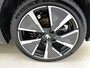 Peugeot e-208 EV GT Pack 50 kWh 136pk Automaat | 1ste Eigenaar | Navigatie | Climate Control | Adaptieve Cruise Control | Dodehoekdetectie | LED | Keyless Entry/Start | 17" LMV | Apple Carplay/Android Auto |