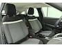 Citroën E-C4 Feel 50 kWh | Climate control | Camera | Navigatie via Carplay | Parkeersensoren | DAB Radio | Cruise control