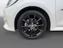 Toyota Yaris 1.5 - 115PK Hybrid Executive Automaat | Stoelverwarming | Navi | Camera | Apple CarPlay/Android Auto | Lichtmetalen Velgen | Licht & Regen Sensor | Climate Control | Adaptive Cruise Control | Blind Spot |