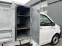Volkswagen Transporter 2.0 TDI L2H1 150pk Pick-up Kipper open laadbak Airco Cruise controle Trekhaak 2500kg trekgewicht 1e eigenaar 3-Persoons Kieper Gereedschapskist P-up Doka Pritsche Ahk 2500kg Euro 6
