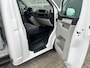Volkswagen Transporter 2.0 TDI L2H1 150pk Pick-up Kipper open laadbak Airco Cruise controle Trekhaak 2500kg trekgewicht 1e eigenaar 3-Persoons Kieper Gereedschapskist P-up Doka Pritsche Ahk 2500kg Euro 6