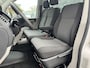 Volkswagen Transporter 2.0 TDI L2H1 150pk Pick-up Kipper open laadbak Airco Cruise controle Trekhaak 2500kg trekgewicht 1e eigenaar 3-Persoons Kieper Gereedschapskist P-up Doka Pritsche Ahk 2500kg Euro 6