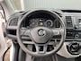 Volkswagen Transporter 2.0 TDI L2H1 150pk Pick-up Kipper open laadbak Airco Cruise controle Trekhaak 2500kg trekgewicht 1e eigenaar 3-Persoons Kieper Gereedschapskist P-up Doka Pritsche Ahk 2500kg Euro 6