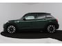 MINI Cooper Mini 1.5 Pepper Serious Business Automaat (PANORAMADAK, NAVIGATIE, STOELVERWARMING, PARKEERSENSOREN)