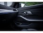 BMW 3-Serie 320i M-Sport Org.NL*Panorama*Laser*Leder*HuD*Stuurverw.*1e-eig.