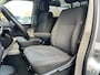 Volkswagen Transporter 2.0 TSI L2H1 Benzine Dubbele Schuifdeur Airco Cruise controle Bpm vrij Trekhaak Klep achter Omvormer Kastinrichting Standkachel Euro 6 Benzine Ideaal voor ombouw naar Camper !!