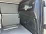 Volkswagen Transporter 2.0 TSI L2H1 Benzine Dubbele Schuifdeur Airco Cruise controle Bpm vrij Trekhaak Klep achter Omvormer Kastinrichting Standkachel Euro 6 Benzine Ideaal voor ombouw naar Camper !!