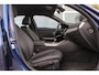 BMW 3-Serie Touring 330e Business Edition Plus | 1e eigenaar | BTW auto | Leer | Camera | Sportstuur | 17 inch | Rijmodus | Bluetooth | Cruise control