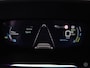 Peugeot e-2008 EV GT Pack 50 kWh Panoramadak 3-Fase i-Cockpit Rondomzicht Camera Sfeerverlichting LED Navigatie Apple CarPlay Android Auto