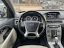 Volvo V70 T4 Summum Automaat