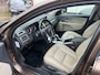 Volvo V70 T4 Summum Automaat
