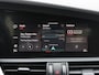 Alfa Romeo Giulia 200pk Turbo Sprint | Cognac interieur | Trekhaak | Camera | Dodehoekdetectie | Xenon | Navigatie |
