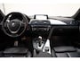 BMW 3-Serie 318i M-Sport High Executive Aut. [ Panoramadak Camera Digi-dash HiFi ]