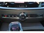 Volvo V60 T6 Recharge AWD Plus Dark - IntelliSafe Assist & Surround - 360º Camera - Harman/Kardon audio - Verwarmde voorstoelen, stuur & achterbank - Parkeersensoren voor & achter - Elektr. bedienb. voorstoelen met geheugen - Elektr. inklapbare trekhaak - 18' LMV