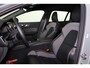 Volvo V60 T6 Recharge AWD Plus Dark - IntelliSafe Assist & Surround - 360º Camera - Harman/Kardon audio - Verwarmde voorstoelen, stuur & achterbank - Parkeersensoren voor & achter - Elektr. bedienb. voorstoelen met geheugen - Elektr. inklapbare trekhaak - 18' LMV