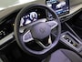 Volkswagen Golf 1.5 eHybrid Life Edition 204 pk Automaat (DSG) | Verlengde garantie | Navigatie via App | Parkeersensoren (Park assist) | Achteruitrijcamera | Adaptieve cruise control |