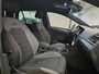 Volkswagen Golf 1.6 TDI Highline Business R /N.A.P/CARPLAY/