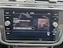 Volkswagen Tiguan 1.5 TSI Comfortline Business / Add. Cruise / Climate controle / PDC V+A / Carplay / Stoelverwarming