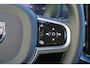 Volvo XC90 T8 Recharge AWD Ultra Dark - Luchtvering - Panorama/schuifdak - IntelliSafe Assist & Surround - 360º Camera - Bowers & Wilkins audio - Adaptieve LED koplampen - Verwarmde voorstoelen, stuur & achterbank - Parkeersensoren voor & achter - Elektr. bedienb. voorstoelen met geheugen - Geventileerde voorstoelen - Head up display - Draadloze tel. lader - Elektr. inklapbare trekhaak - 21' LMV