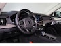 Volvo XC90 T8 Recharge AWD Ultra Dark - Luchtvering - Panorama/schuifdak - IntelliSafe Assist & Surround - 360º Camera - Bowers & Wilkins audio - Adaptieve LED koplampen - Verwarmde voorstoelen, stuur & achterbank - Parkeersensoren voor & achter - Elektr. bedienb. voorstoelen met geheugen - Geventileerde voorstoelen - Head up display - Draadloze tel. lader - Elektr. inklapbare trekhaak - 21' LMV