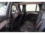 Volvo XC90 T8 Recharge AWD Ultra Dark - Luchtvering - Panorama/schuifdak - IntelliSafe Assist & Surround - 360º Camera - Bowers & Wilkins audio - Adaptieve LED koplampen - Verwarmde voorstoelen, stuur & achterbank - Parkeersensoren voor & achter - Elektr. bedienb. voorstoelen met geheugen - Geventileerde voorstoelen - Head up display - Draadloze tel. lader - Elektr. inklapbare trekhaak - 21' LMV