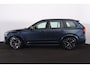Volvo XC90 T8 Recharge AWD Ultra Dark - Luchtvering - Panorama/schuifdak - IntelliSafe Assist & Surround - 360º Camera - Bowers & Wilkins audio - Adaptieve LED koplampen - Verwarmde voorstoelen, stuur & achterbank - Parkeersensoren voor & achter - Elektr. bedienb. voorstoelen met geheugen - Geventileerde voorstoelen - Head up display - Draadloze tel. lader - Elektr. inklapbare trekhaak - 21' LMV