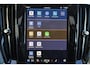 Volvo V60 T6 Recharge AWD Plus Dark - IntelliSafe Assist & Surround - 360º Camera - Harman/Kardon audio - Verwarmde voorstoelen, stuur & achterbank - Parkeersensoren voor & achter - Elektr. bedienb. voorstoelen met geheugen - Elektr. inklapbare trekhaak - 18' LMV