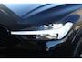 Volvo XC60 2.0 T8 Plug-in hybrid AWD Ultra Black Edition | Head-up | B&W | Luchtvering | 360 Camera | Panoramadak