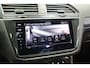 Volkswagen Tiguan 1.4 TSI eHybrid R-Line Business+ ACC/PDC Leder Elek.Stoelen Memory 20''LM Trekhaak. 24 maanden garantie mogelijk (*vraag naar de voorwaarden)