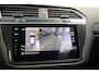 Volkswagen Tiguan 1.4 TSI eHybrid R-Line Business+ ACC/PDC Leder Elek.Stoelen Memory 20''LM Trekhaak. 24 maanden garantie mogelijk (*vraag naar de voorwaarden)