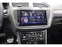 Volkswagen Tiguan 1.4 TSI eHybrid R-Line Business+ ACC/PDC Leder Elek.Stoelen Memory 20''LM Trekhaak. 24 maanden garantie mogelijk (*vraag naar de voorwaarden)