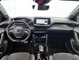 Peugeot e-208 EV GT 51 kWh 156pk | Accu SOH 97,8% | 410km WLTP Actieradius | Navigatie | Panoramadak | Camera v+a | Adaptieve cruise control | Leder/Alcantara | Stoel elektrisch+verwarmd+massage | Full Led koplampen | Climate Control | Parkeersensoren v+a | Keyless | Dodehoeksensor | Warmtepomp | Draadloze telefoonlader | Donker getint glas | 17" lichtmetalen velgen |