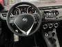 Alfa Romeo Giulietta 1.4 Turbo MultiAir Super | Xenon | Stoelverwarming | Carbon delen | Veloce bumpers Bose