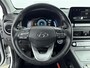 Hyundai Kona Electric EV Fashion 64 kWh | Soh 94.7%| Clima | Adaptieve Cruise | Camera | Head-up | Warmtepomp |