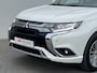 Mitsubishi Outlander 2.4 PHEV Automaat Intense / 1500 kg trekgewicht / Plug-in / Keyless / Apple carplay & Android auto / Climate control / Cruise control