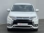 Mitsubishi Outlander 2.4 PHEV Automaat Intense / 1500 kg trekgewicht / Plug-in / Keyless / Apple carplay & Android auto / Climate control / Cruise control