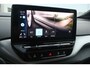 Volkswagen ID.4 204pk First 77 kWh | SoH 92% | Trekhaak | Camera | Adaptive Cruise |  Apple Carplay/Android Auto