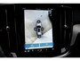 Volvo V60 T6 Plug-in hybrid AWD Plus Dark | Semi- Elektrische Trekhaak | Premium audio by Harman Kardon | Verwarmbare voor- en achterstoelen + stuurwiel | Rondomzicht camera | Verwarmbare Voorruit